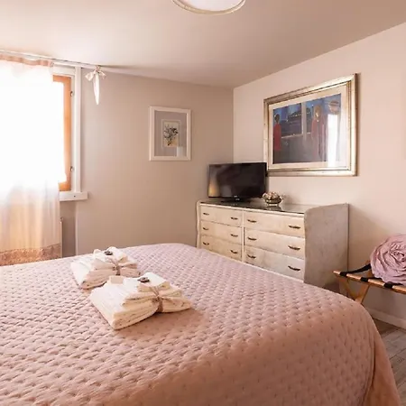 La Pulcia Bed & Breakfast