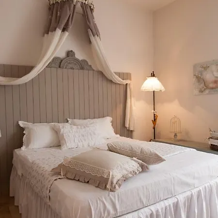La Pulcia 住宿加早餐酒店 4*