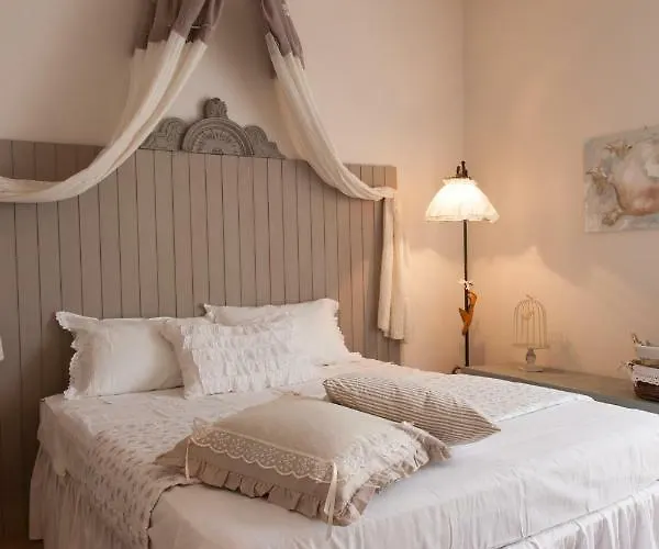 La Pulcia Alojamento de Acomodação e Pequeno-almoço 4*